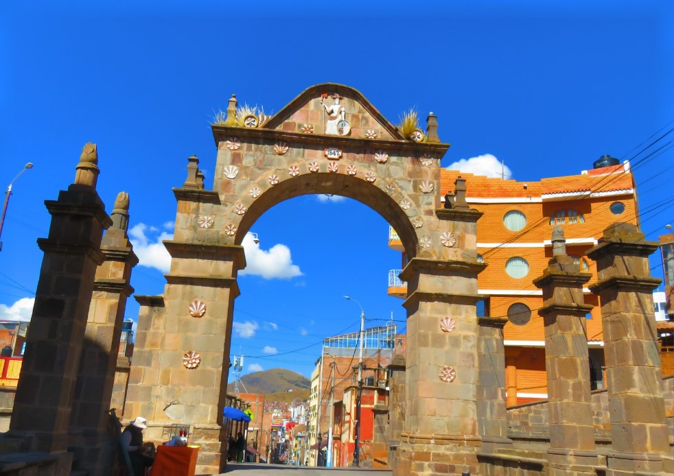 Arco Deustua Puno